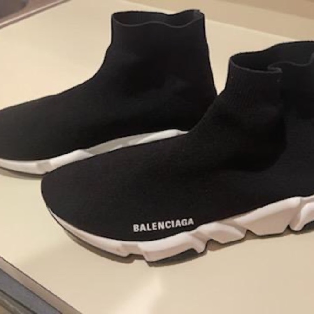 Not for sale!!!! Balenciaga "Speed 2.0" sneakers in stretch knit. EUC